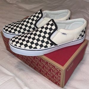 Brand new-price is firm-CHECKERBOARD SLIP-ON SHOE size 12